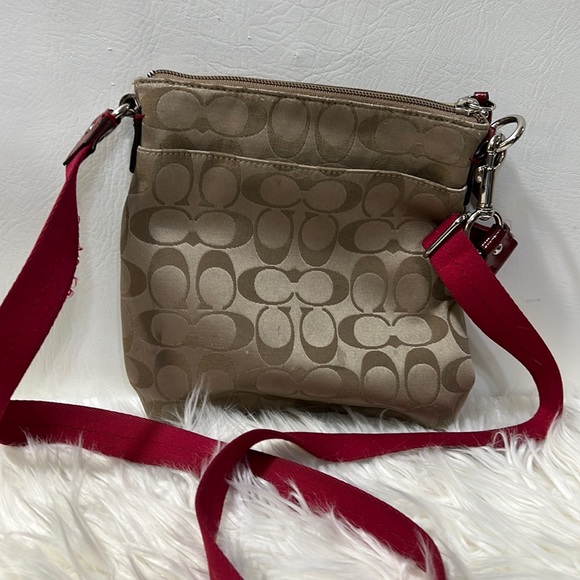 Vintage Coach Crossbody Bag Tan with Red Details - Picture 2 of 5